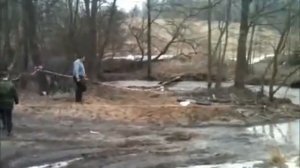 Нива, Эскуды, УАЗ и пикап - весенний брод!