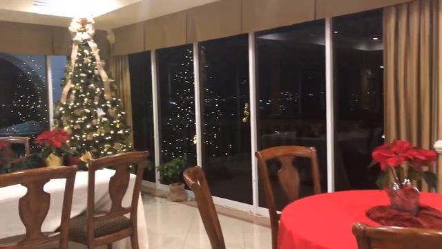 Christmas Lights & Decorations at the Governor’s House in Guam 2019! Agana Hagatna Guam смотреть онлайн