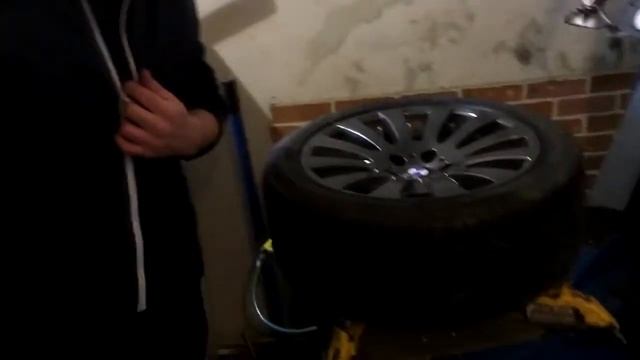 Отзыв клиента. Алмазная проточка. Порошковая покраска. R18 BMW BBS | Ремонт дисков 24 смотреть онлайн