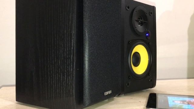 Edifier R1010BT смотреть онлайн