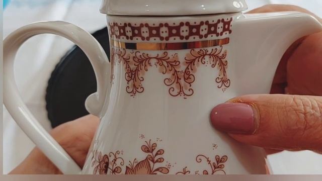 Продолжаю РАСПАКОВКУ сумок с ВИНТАЖной ПОСУДОЙ, часть вторая смотреть онлайн