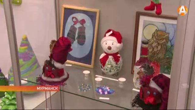 Студенты и преподаватели МАГУ открыли необычную выставку новогодних подарков смотреть онлайн