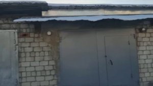 Козырек для гаража. Как не нужно делать!