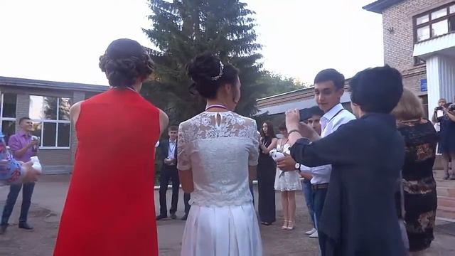 ВЫПУСКНОЙ - ПРОЩАЙ ШКОЛА 2016 - ЗАПУСК ГОЛУБЕЙ смотреть онлайн