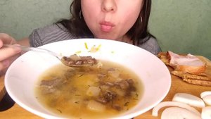 Мукбанг Суп из луговых опят, грудинка/Asmr eating Mushroom soup