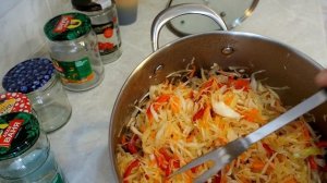САЛАТ  ИЗ  КАПУСТЫ   В  МАРИНАДЕ  НА  ЗИМУ  .