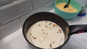 МИДИИ В СЛИВОЧНОМ СОУСЕ С ЧЕСНОКОМ. ПАЛЬЧИКИ ОБЛИЖЕШЬ. Как вкусно приготовить замороженные мидии