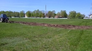 Вспашка целины трактором экономит ваши силы и нервы!