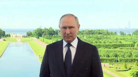 Владимир Путин назвал "не чем иным как геноцидом" преступления Киева против мирного населения