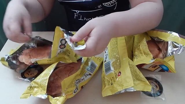 ЖЕЛЕЗНЫЕ ФИШКИ ЭМОДЖИ! Чипикао круассаны ЭМОДЖИ сюрпризы с фишками!
