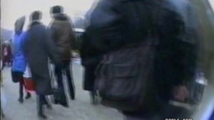 1994 год. Тюмень. Стихийный рынок у магазина "Буратино".