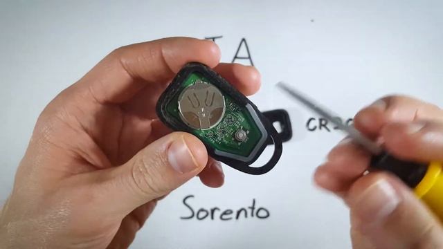 Kia Sorento Key Fob Battery Replacement (2011 - 2013) смотреть онлайн