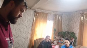 Свету лишили родительских прав и забрали детей в детский дом.