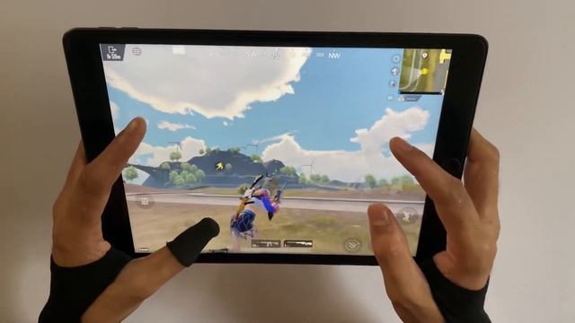 IPAD MINI 5 VS IPAD 9 GENERATION?IPHONE 13 VS IPHONE11PRO MAX PUBG TEST WITH RECORDING HD4K GRAPHIC смотреть онлайн