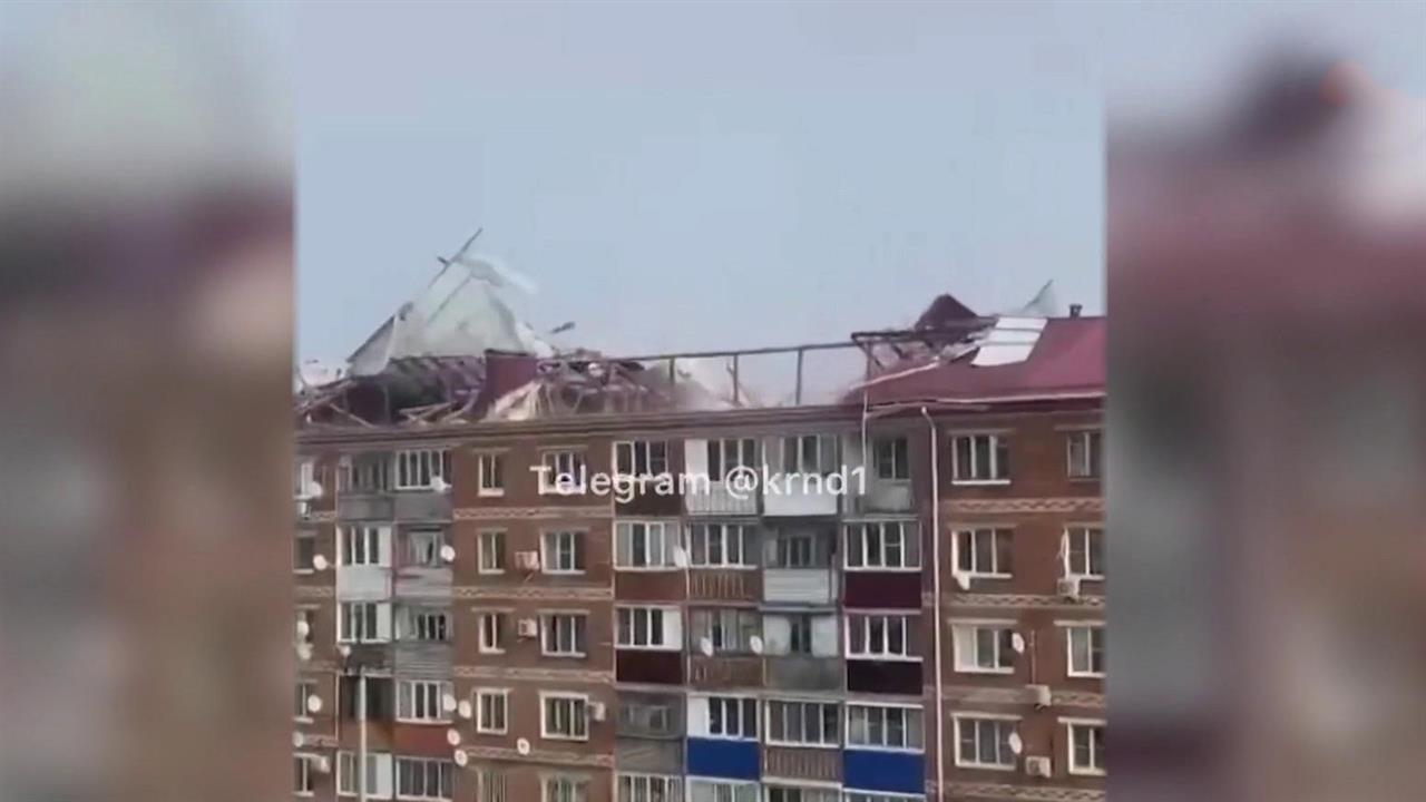 Штормовой ветер обрушился на город Курганинск в Краснодарском крае