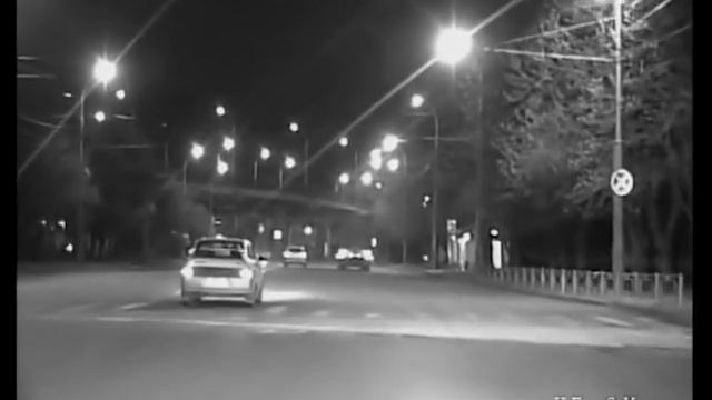 На ул. Коммунистической в Пензе остановили мотоциклиста смотреть онлайн