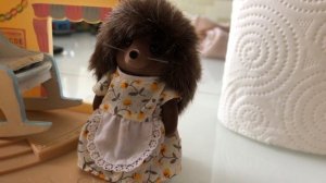 ? Мама ежиха Элеонора в детском саду - Серия 33 Sylvanian families мультик сильвания фэмили 3125