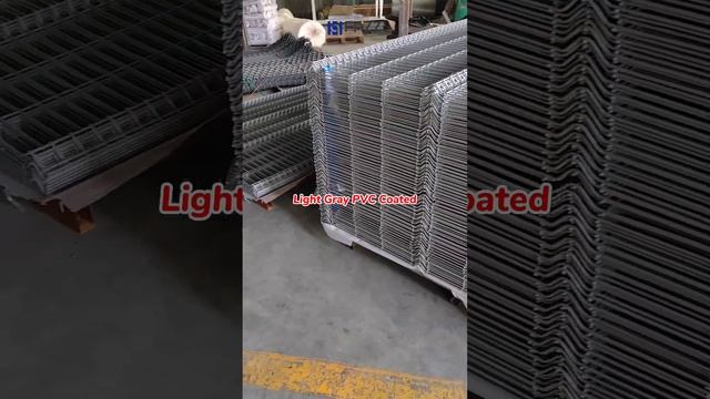 Light Gray PVC Coated Welded Wire Mesh Security Fence Panels with 4 Bending Ribs for Reinforcement