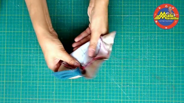 COMO FAZER QUADRADO SOBRE QUADRADO INVERTIDO Patchwork com Retalhos смотреть онлайн