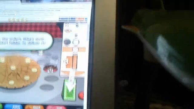 Младший брат играет в папа луи смотреть онлайн