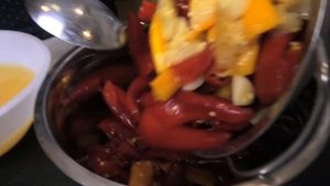 Как приготовить  ОСТРЫЙ ?️ СОУС дома! Ферментированный соус ЧИЛИ