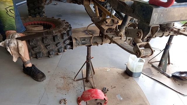 BLOQUEIO DE DIFERENCIAL ESTRALANDO | Descobri o motivo JEEP смотреть онлайн