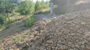 Ремонт дороги своими руками в Закарпатье. Чуть не умер