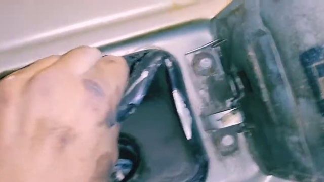 Из утиля 5 . Сварка кузова электродом по перекупски . смотреть онлайн