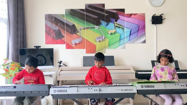 Harry Potter Hedwig’s Theme- played by Siyona, Yashwin and Rudhraved. смотреть онлайн