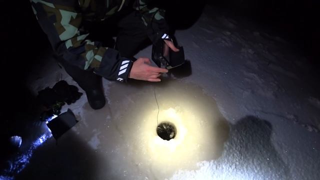 Опасный лед ! Ищем утопленника ... смотреть онлайн