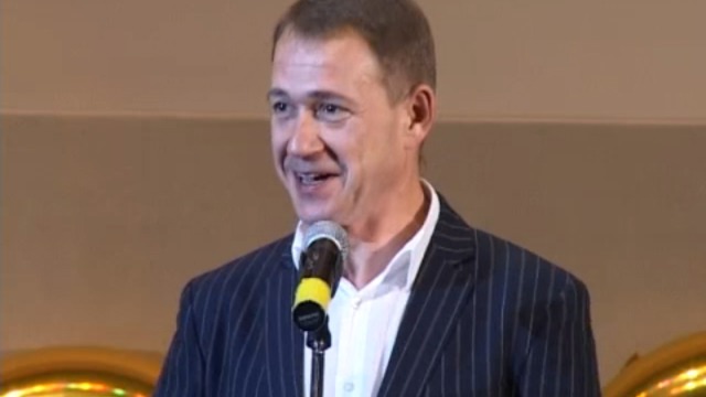 Братья Пономаренко - Джорж Буш на 5-летии MAGERIC