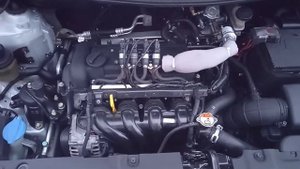 стук на холодном запуске солярис 1.6