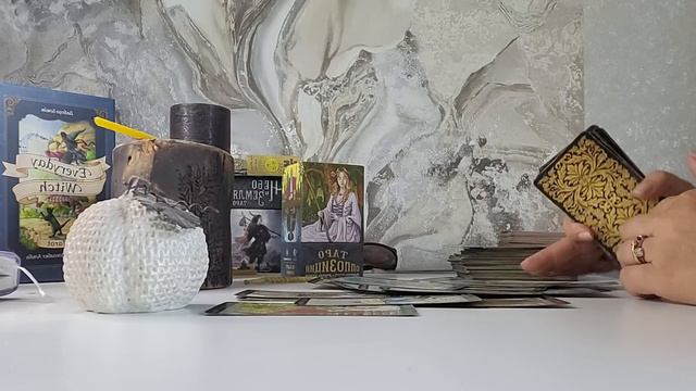 ЧТО ПРОИЗОЙДЁТ В БЛИЖАЙШЕЕ ВРЕМЯ 🎁 КТО НА ПОРОГЕ❓️#таро #tarot #гадание #егомысли #ктонапороге