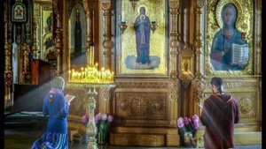 МОЛИТВА ПРЕСВЯТОЙ БОГОРОДИЦЕ РАДУЙСЯ ТРИ РАЗА !!!