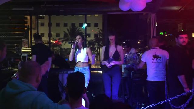 קארין בן אבי בהשקת סינגל בסערה בדי בר הרצליה פיתוח בליין הקריוקי של המדינה смотреть онлайн