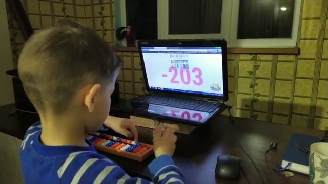 ментальная арифметика,быстрый устный счет на абакусе ,развитие интеллектуальных способностей ребенк смотреть онлайн