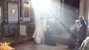 Три канона с акафистом Иисусу Сладчайшему в соединении