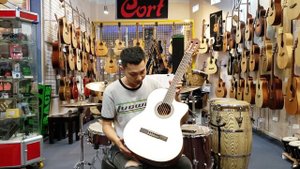 CORT AC120-CE Classic Guitar || Giới thiệu - Review || Yang Vo