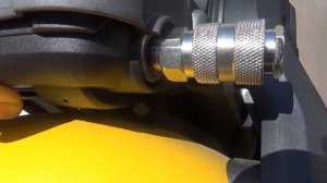 Аккумуляторный компрессор Dewalt DCC2560