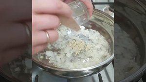 БЛИНЫ С КУРИЦЕЙ И ГРИБАМИ