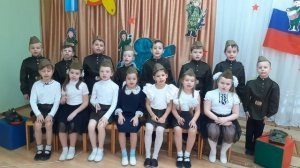 п. Мальчишки играют в солдатов, ?