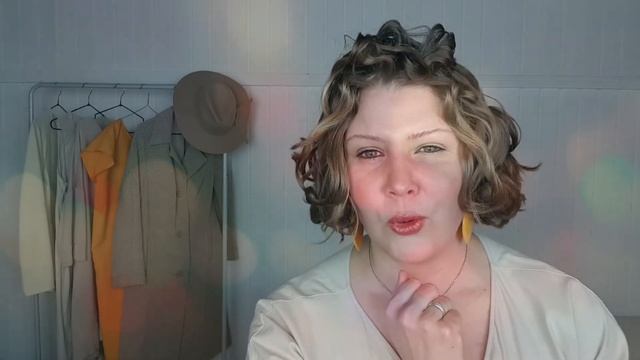 Женщина сказала: «Я устала». А Весна смеется: «Я пришла. (стихотворение Лилии Собко).