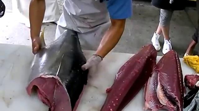 Разделка тунца смотреть онлайн