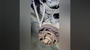 Замена колодок ручника Lexus RX 350