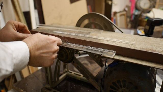 Самодельная модельная циркулярка , резка оргстекла.