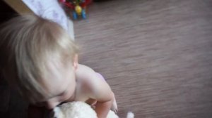 Мишка косолапый по лесу идет .