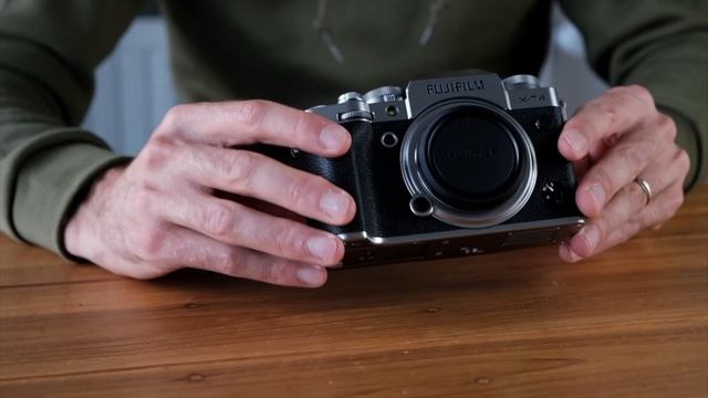 UNBOXING The FUJIFILM X-T4 | Hands-On First Impressions смотреть онлайн