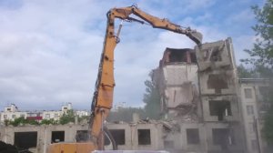 Снос пятиэтажки Реновация. Синхрон футажи. 60 сек