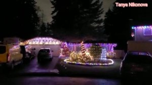 Дом сверкает как в новогодней сказке! Добавили много новых герлянд!