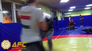 AMIN FIGHT CLUB. ПОЛНЫМ ХОДА ЛАПА ШАПАК ?